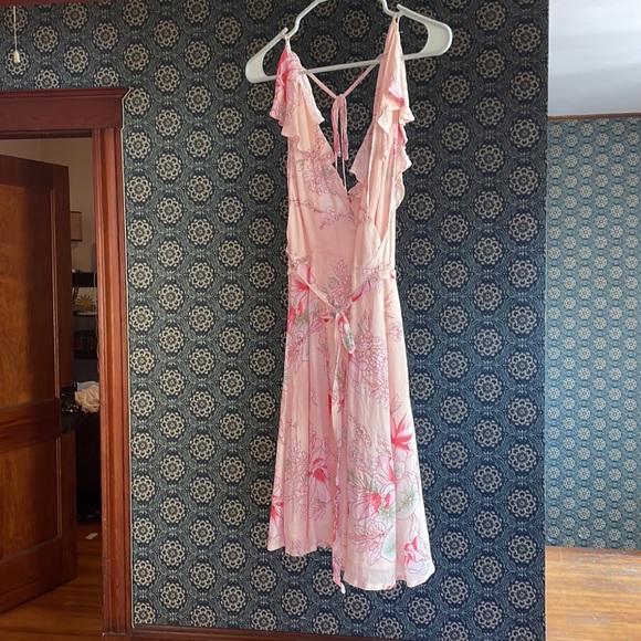 Gently used beautiful summer dress! - Picture 2 of 3